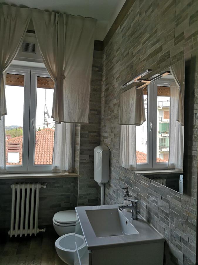 Queen East Verona Apartments Ngoại thất bức ảnh
