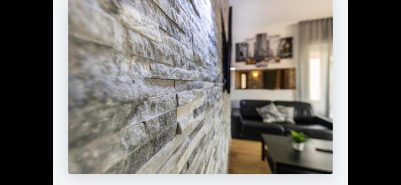 Queen East Verona Apartments Ngoại thất bức ảnh