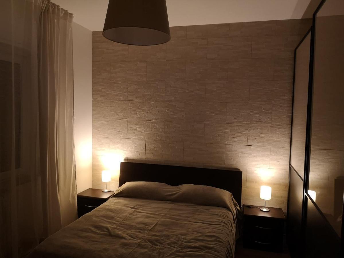Queen East Verona Apartments Ngoại thất bức ảnh