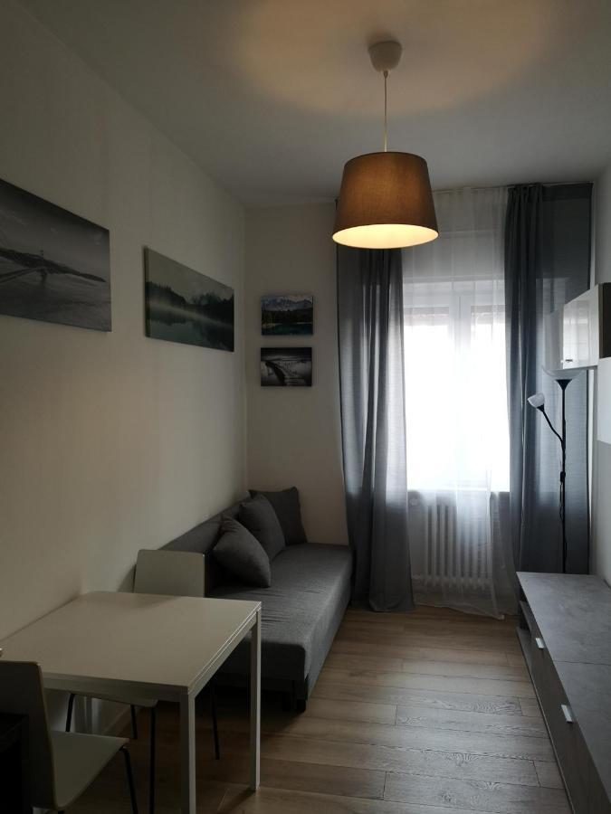 Queen East Verona Apartments Ngoại thất bức ảnh