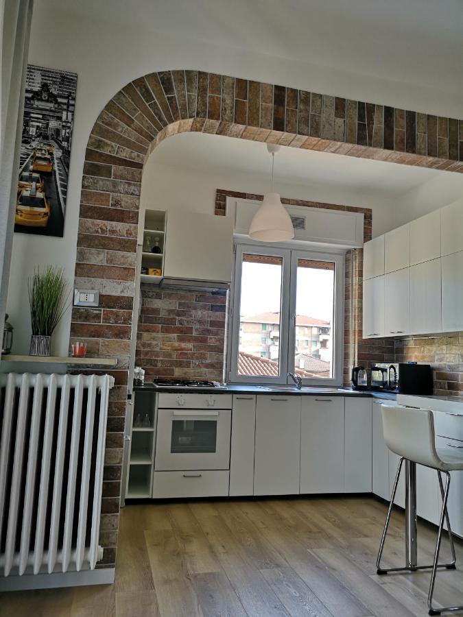 Queen East Verona Apartments Ngoại thất bức ảnh