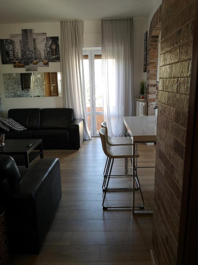 Queen East Verona Apartments Ngoại thất bức ảnh